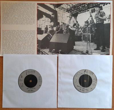 The Beat - I Confess & Free Live Single (Innencover)