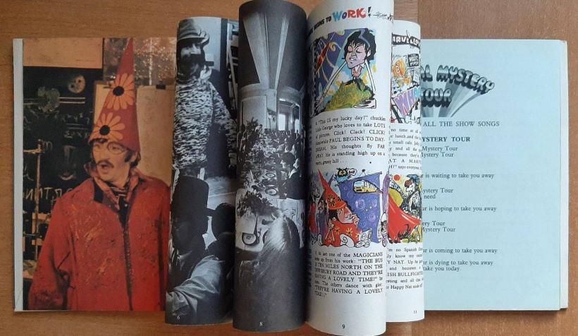 The Beatles - Magical Mystery Tour & Booklet (inside c)