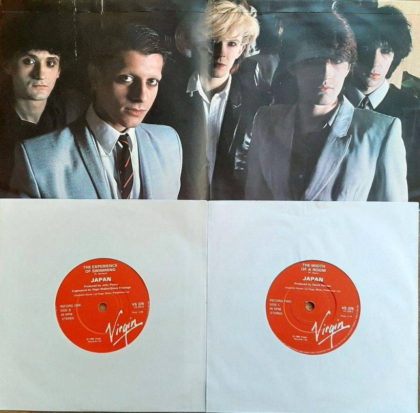 Japan - Gentlemen Take Polaroids (2 x 7" FOC UK)